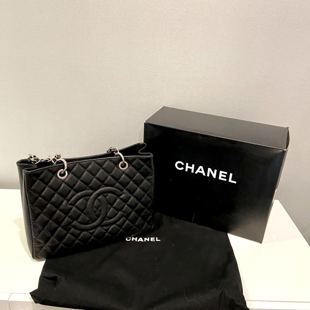 Chanel Caviar Grand Shopping Tote